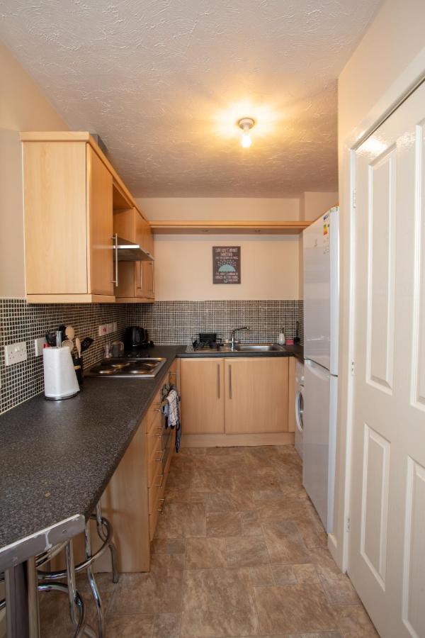 Ample Comforts, Centrally Located, Town Centre